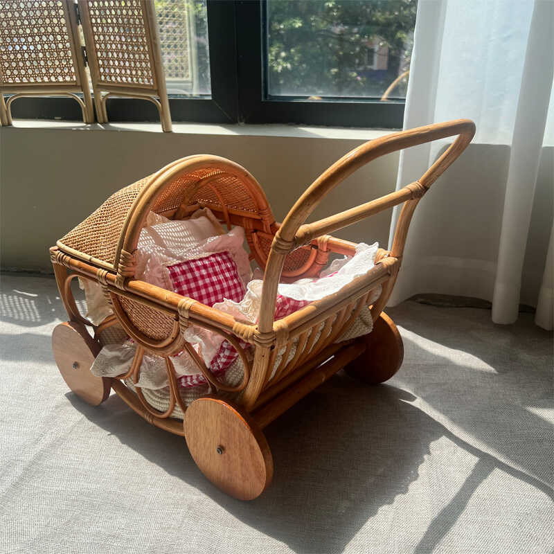 Woven Rattan Baby Stroller Vin - Baby Nursery Vintage avis et prix
